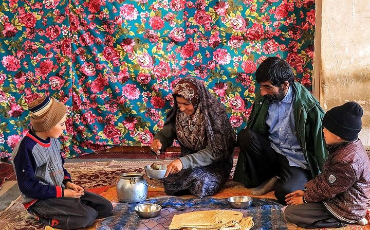 خانواده محل بروز و ظهور حیات طیبه