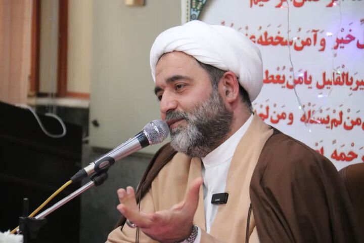 اعتکاف، لحظه‌های ناب با خدا بودن است