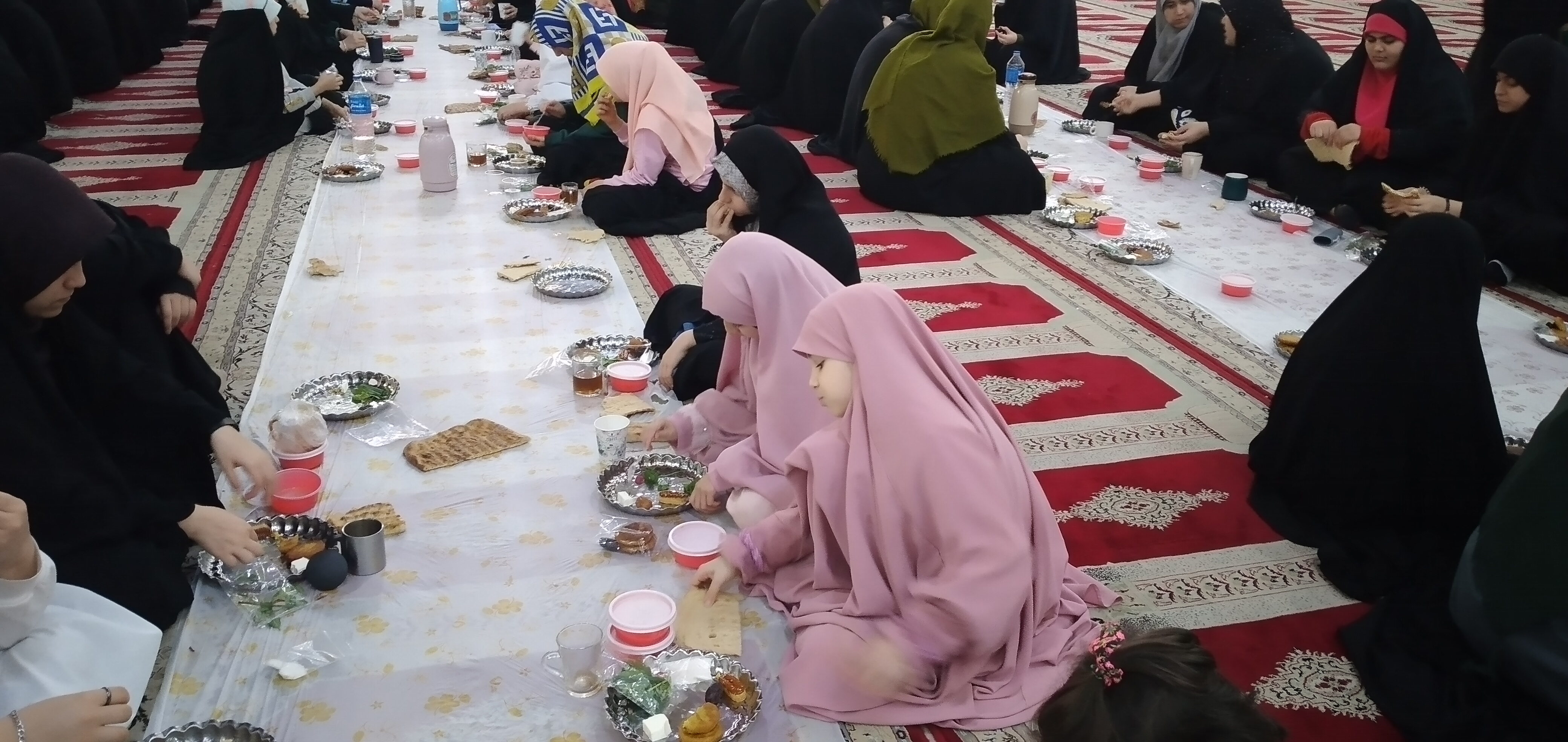 خلوت نورانی دانشآموزان رشتی