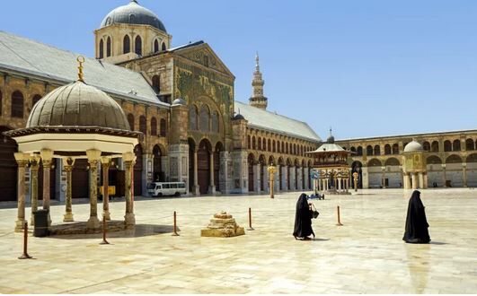 سوریه تعطیلی «مسجد اموی» دمشق را رد کرد