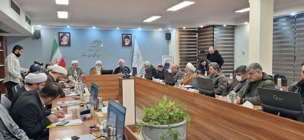 راهپیمایی ۲۲ بهمن به جشن خانوادگی تبدیل شود/ مساجد آماده گرامیداشت ایام‌الله فجر شوند