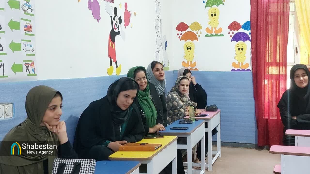 گام های بلند کانون فاطمه ها در توانمندسازی مروجین کتاب