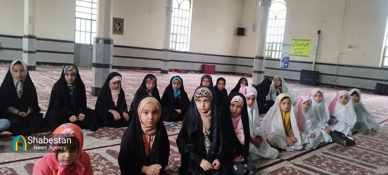 کانونی که با شبکه قرآنی زندگی روستائیان را متحول کرده است