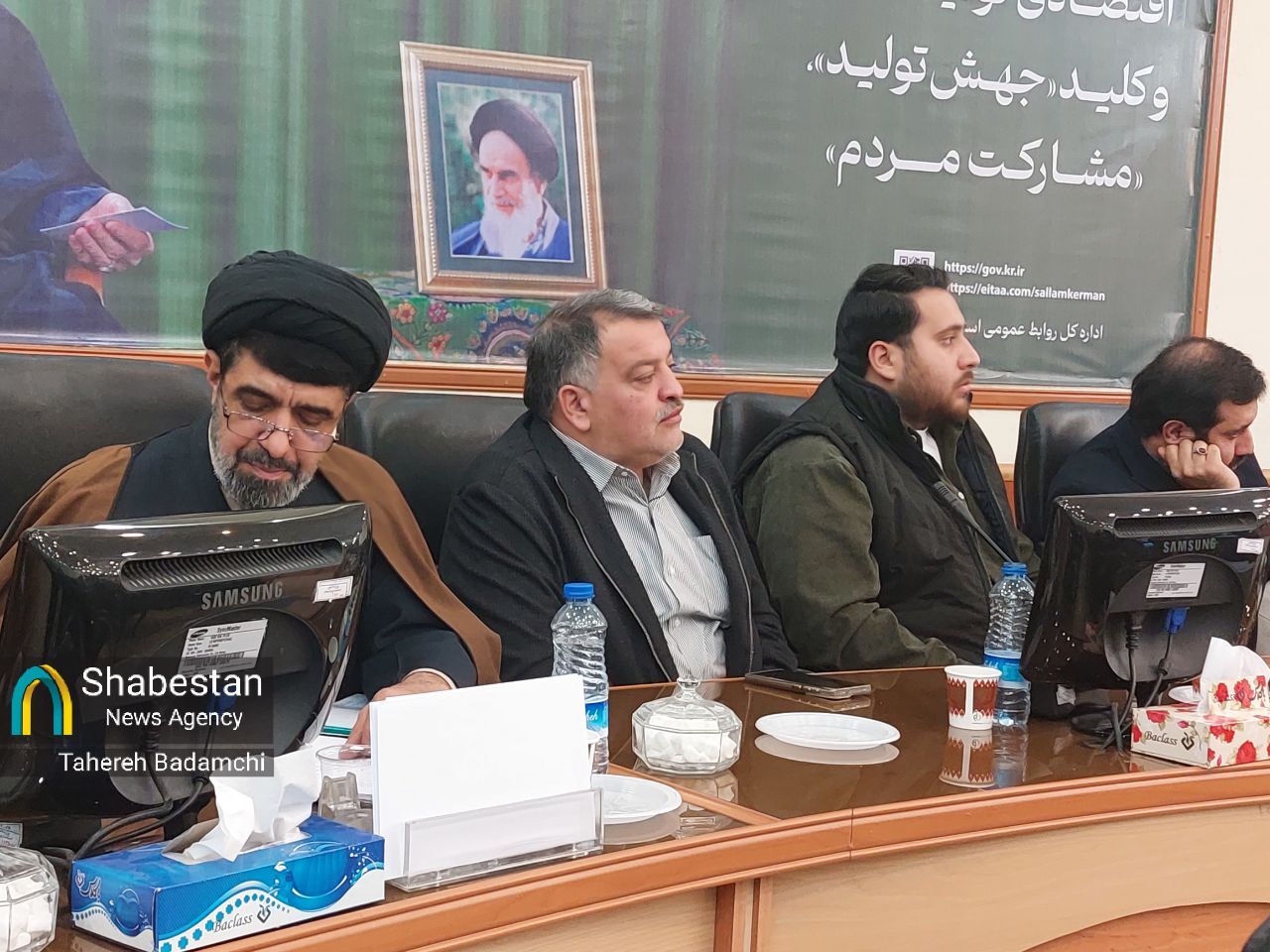 روح معنوی برخاسته از قرآن و مسجد در برنامههای سالگرد پیروزی انقلاب