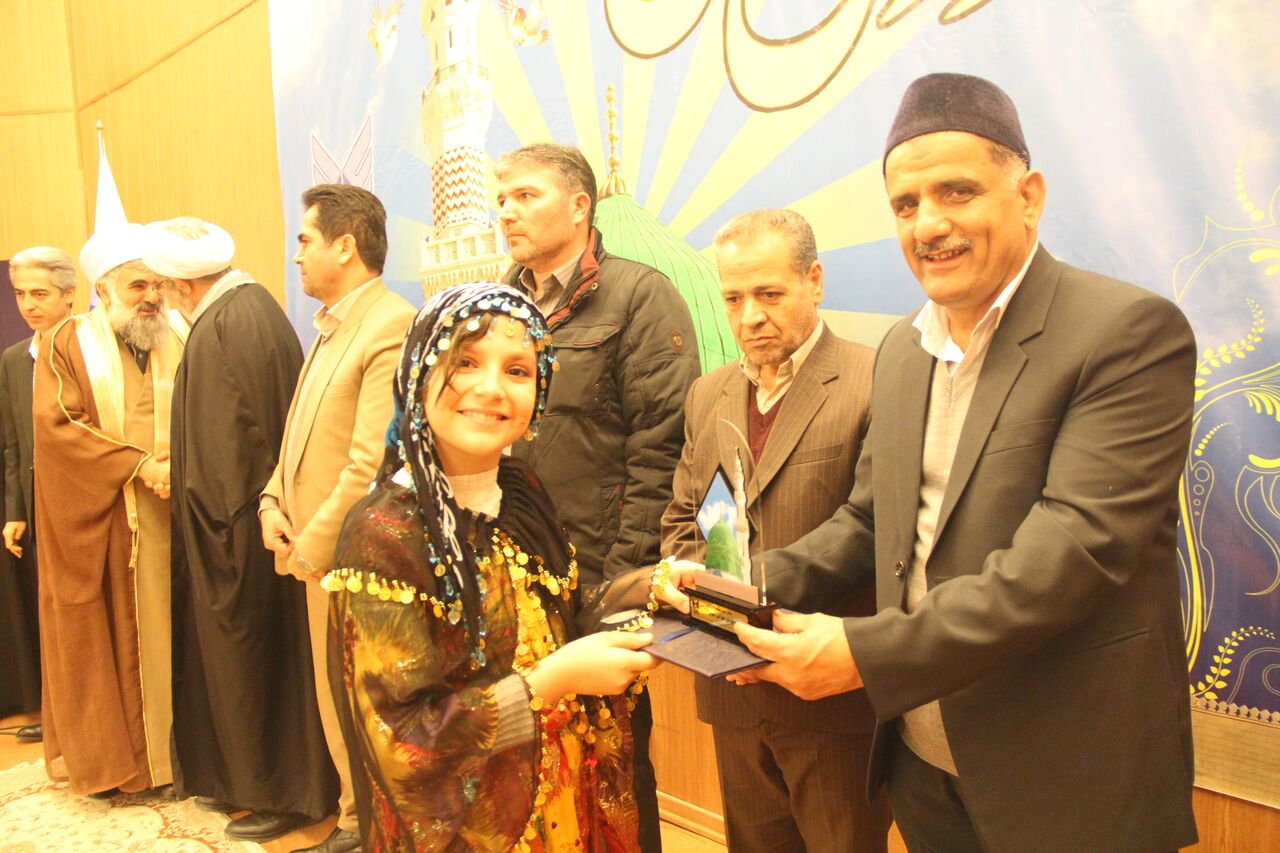 چهارمین جشنواره ملی مولودیخوانی نبودی در سنندج به کار خود پایان داد