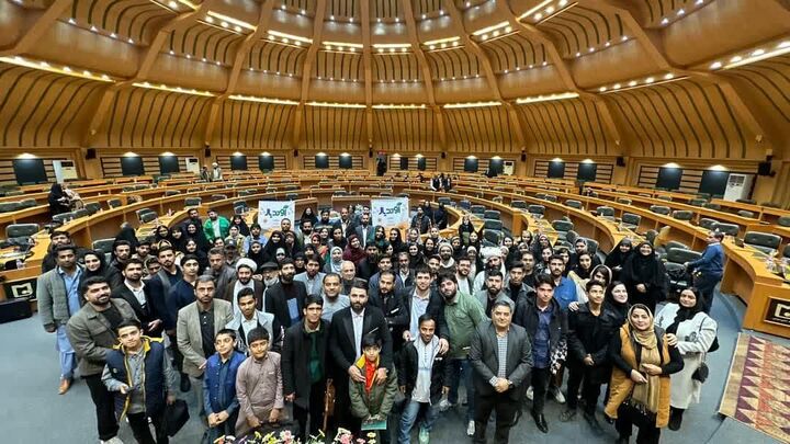 دورهمی پرشور بلاگرها و فعالان مجازی سیستان و بلوچستان گامی بلند در مسیر آینده روشن