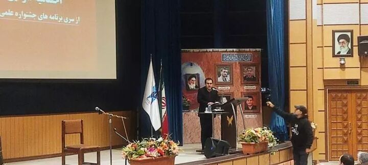 جشنواره شعر علوی با تجلیل از برگزیدگان پایان یافت
