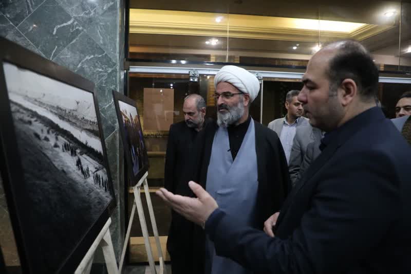 گشایش هفدهمین نمایشگاه بین‌المللی عکس «مهر محرم» در سمنان