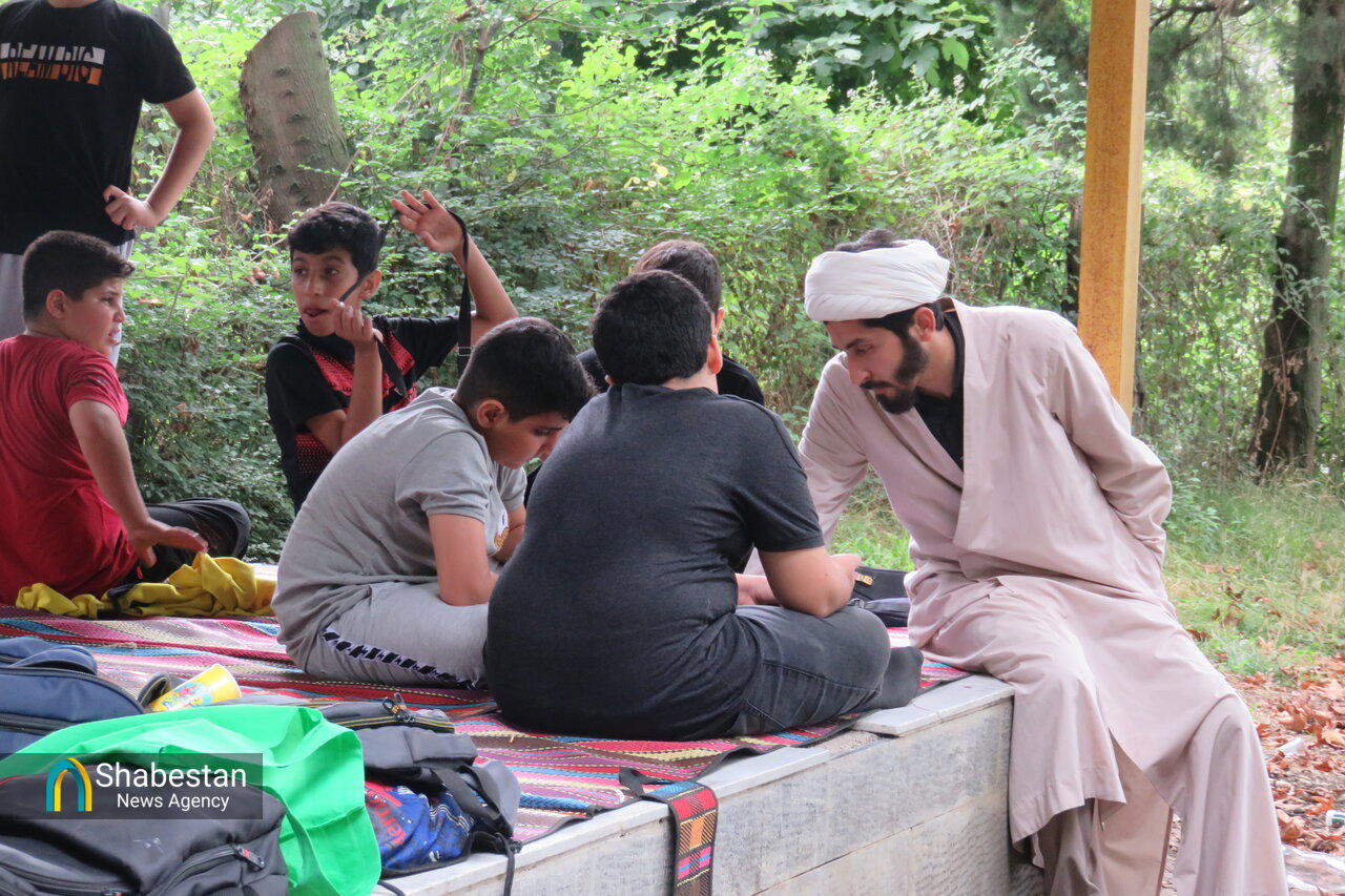 حکایت جذب بچه‌ها به مسجد با مهمانی آیه‌ها