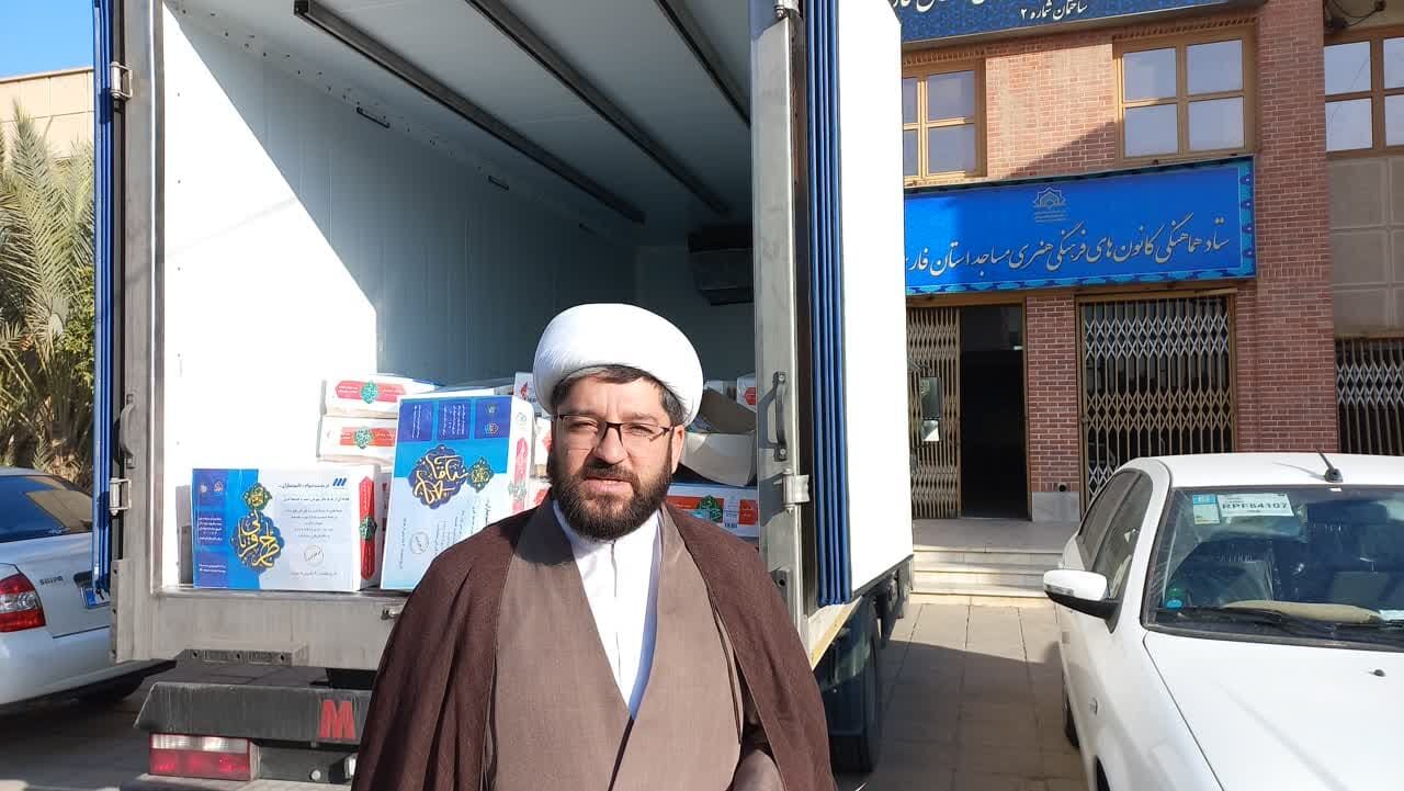 رایحه مهربانی از کانون‌های مساجد؛ گره‌گشای سفره‌های خالی در ماه رجب