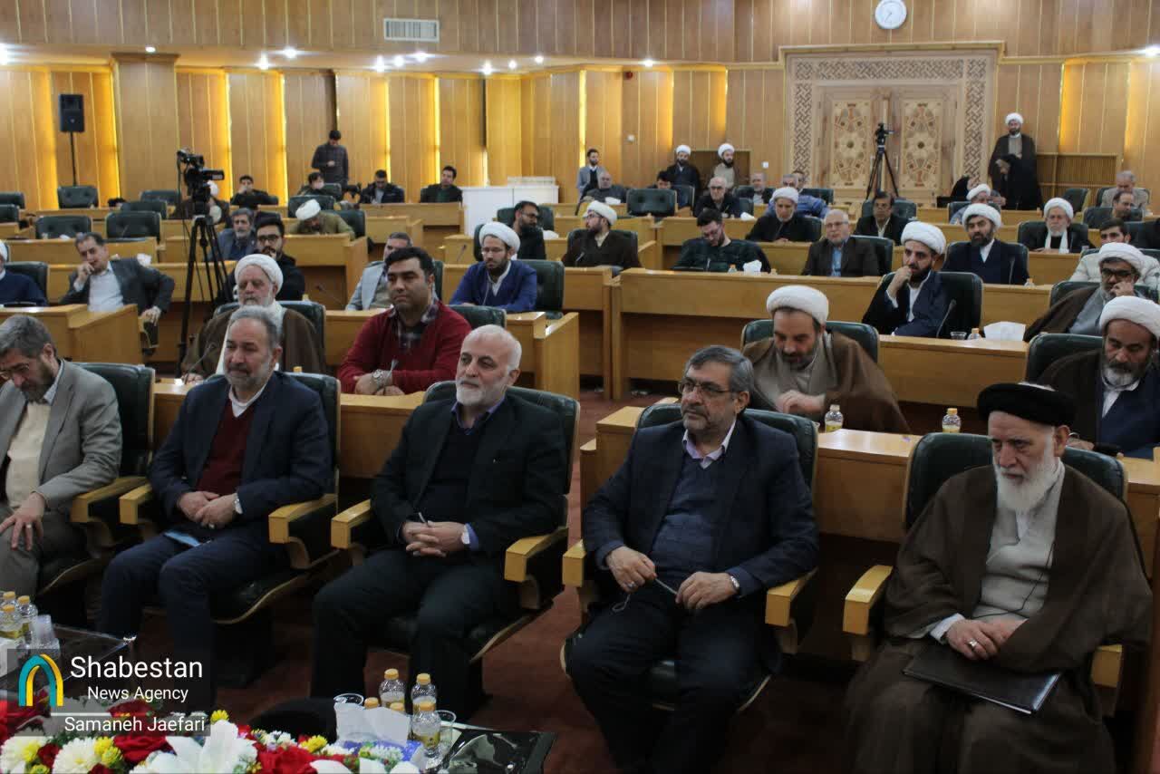 مسجد؛ پایگاهی برای ترویج نماز و زندگی معنوی