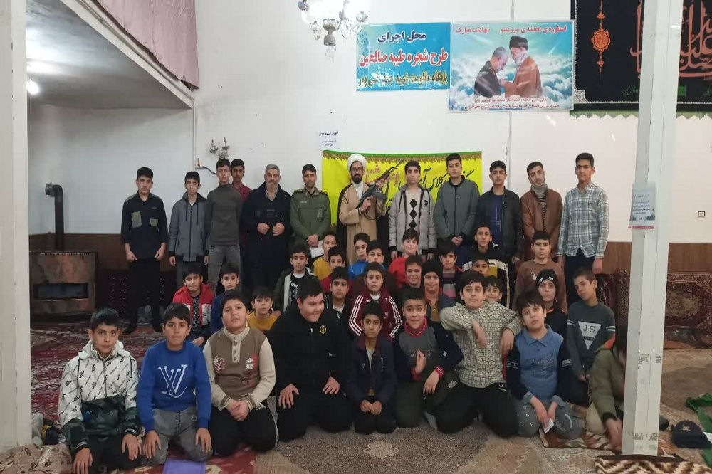 مسجدی که پایگاهی برای تربیت نوجوانان شد