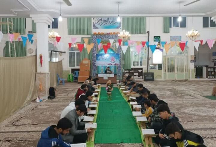 برپایی محفل نورانی انس با قرآن کریم‌ در کانون ارشاد هرسین