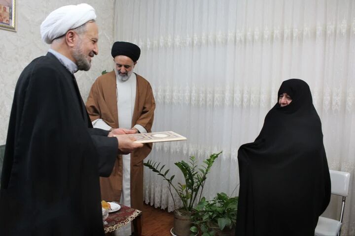 گزارش صداوسیما از «اولین سه‌شنبه‌ تکریم شهدایی» در مشهد