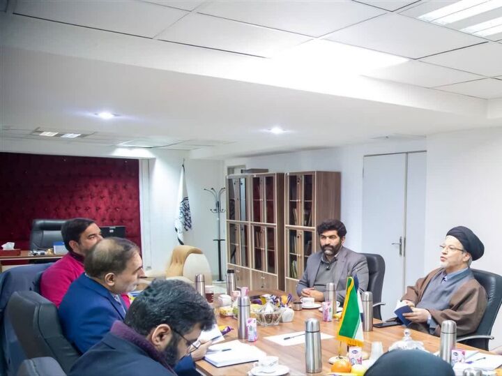 رسانه‌ها افکار عمومی را نسبت به اهمیت علوم انسانی آگاه کنند