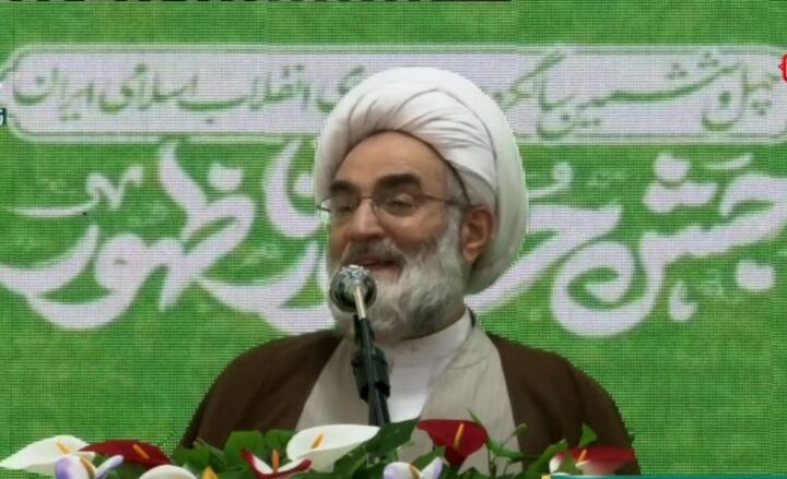 ویژگی‌های شخصیتی امام (ره) برای نسل معاصر تبیین شود