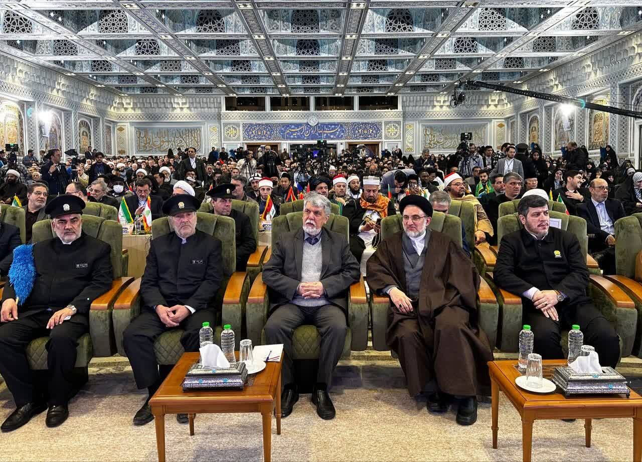 تأکید وزیر فرهنگ بر جایگاه مشهد به‌عنوان پایگاه قرآنی