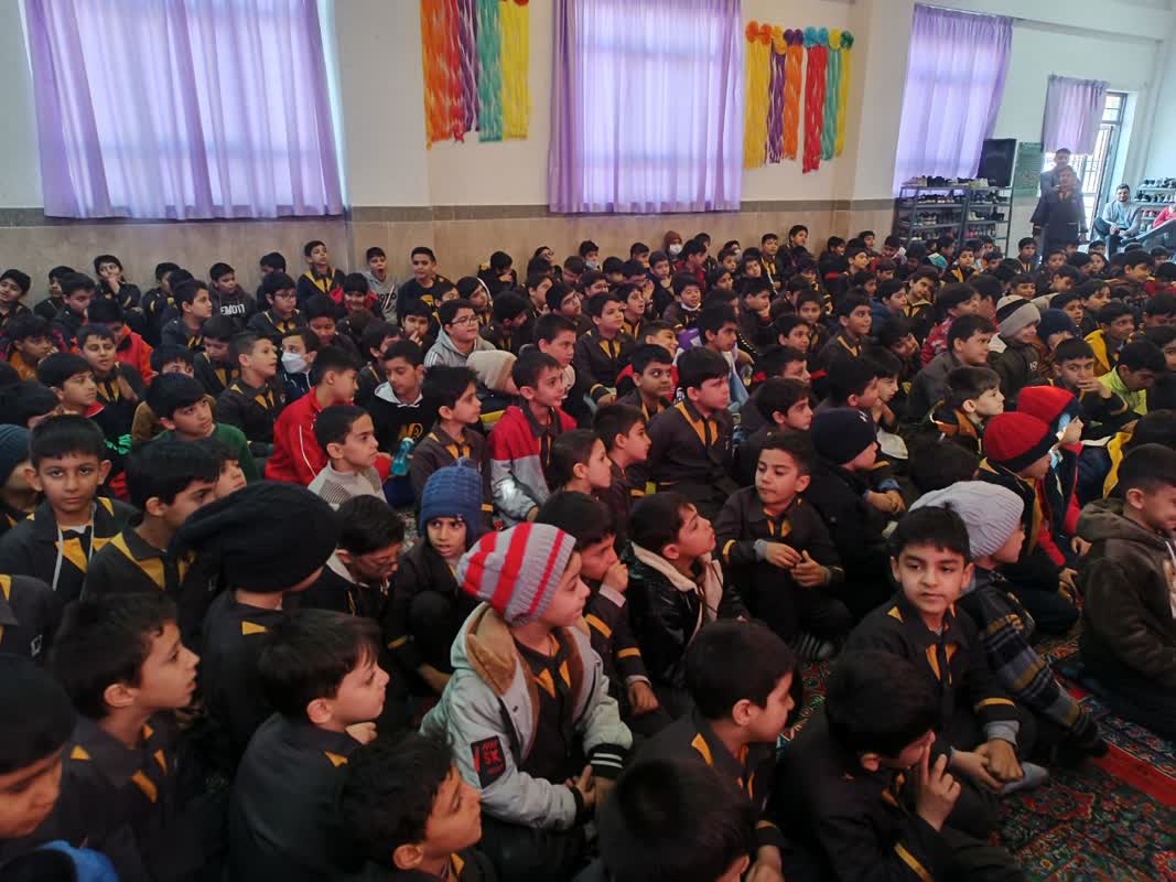 برگزاری جشن حضور تا ظهور در دبستان پسرانه میرزا کوچک خان سمنان