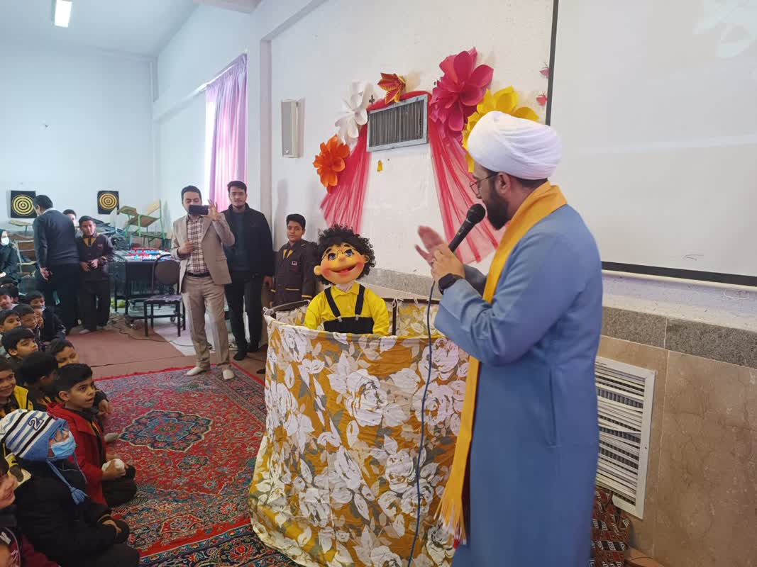 برگزاری جشن حضور تا ظهور در دبستان پسرانه میرزا کوچک خان سمنان