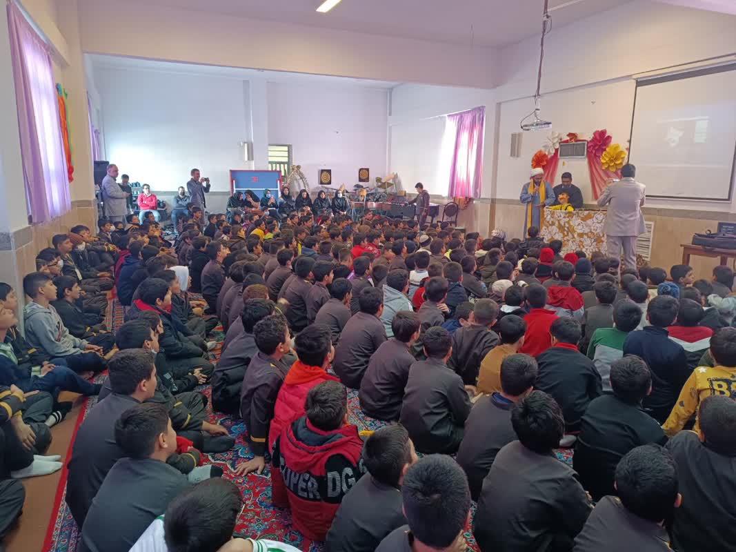 برگزاری جشن حضور تا ظهور در دبستان پسرانه میرزا کوچک خان سمنان