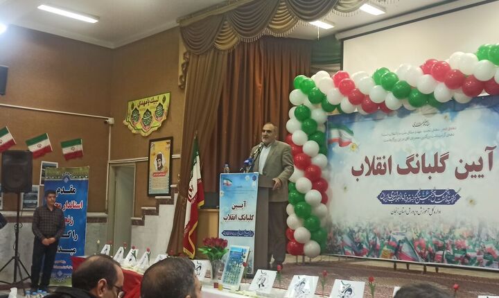 امام راحل با تکیه به منبع لایزال الهی، انقلاب را هدایت و به پیروزی رساند