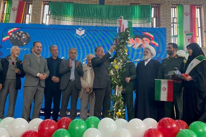 «زنگ انقلاب» در مدارس گلستان نواخته شد