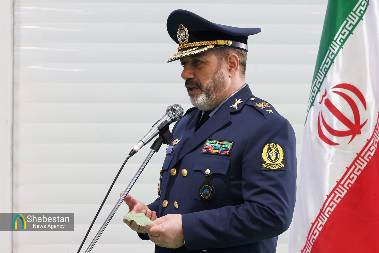 بازدید رئیس جمهور از نمایشگاه دستاوردهای دفاعی و فضایی