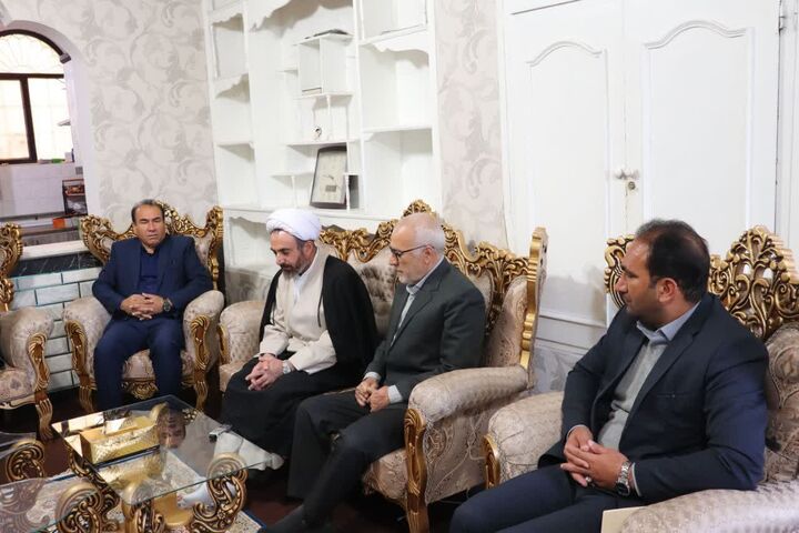 امام جمعه ایلام: جانباران، نماد مجاهدت در راه اسلام هستند