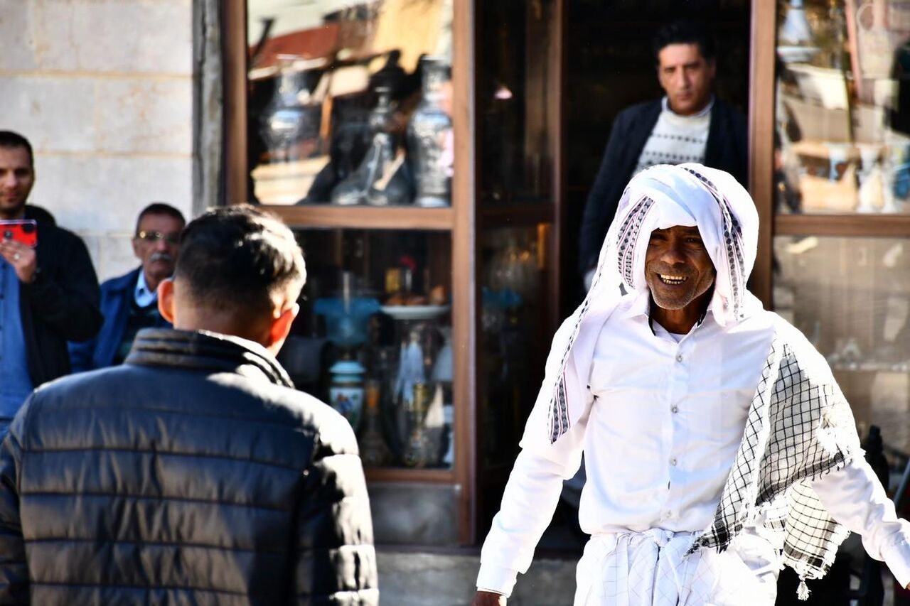 نمایشی از واقعیتهای اجتماعی در «به افق محل»؛ تئاتری برای نسل مسجدی