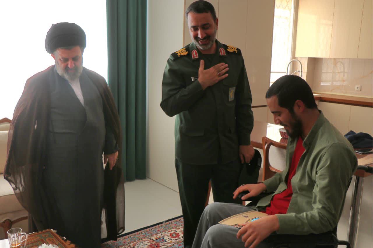 ایثار و فداکاری جانبازان و رزمندگان، نماد بارز غیرت و مرام پهلوانی است