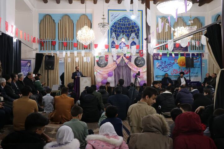 جوانان کانون فرهنگی نینوا ارومیه هم‌نوا با جشن انقلاب