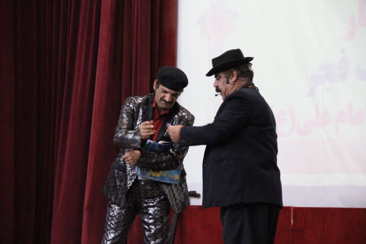 کاروان شادی «فجر انقلاب» به میزبانی دورود برگزار شد