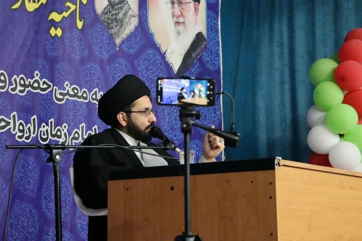 دستاوردهای نظام حیرت آور است اما عده ای نمی‌گذارند به گوش کسی برسد!
