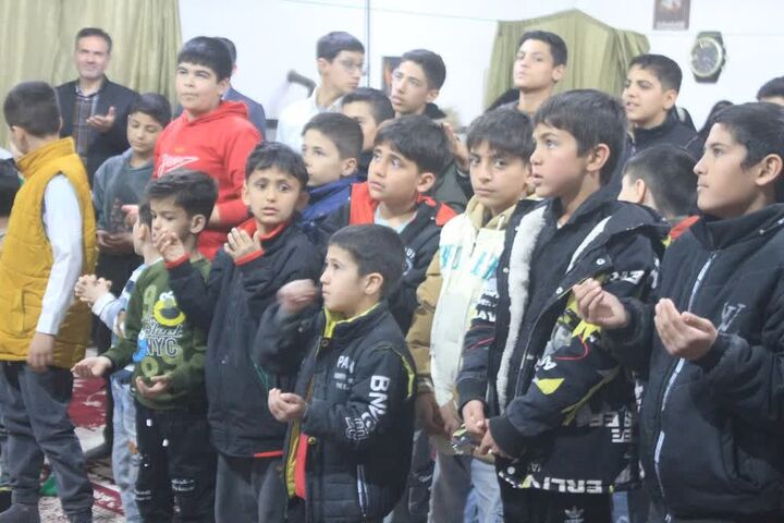 حضور دهه نودی‌ها در جشن فجر مسجد علی بن موسی الرضا(ع) بجنورد