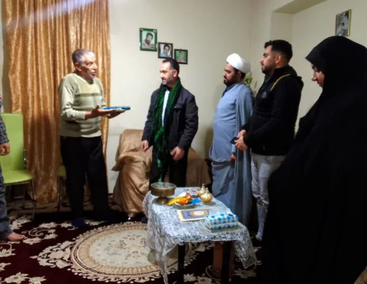 دیدارو تجلیل از جانبازان و ایثارگران توسط کانون امام حسین (ع) سنقر