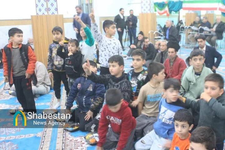 جشن انقلاب در ایستگاه هفتم، میهمان مسجدی های شهرک شاهد بجنورد شد