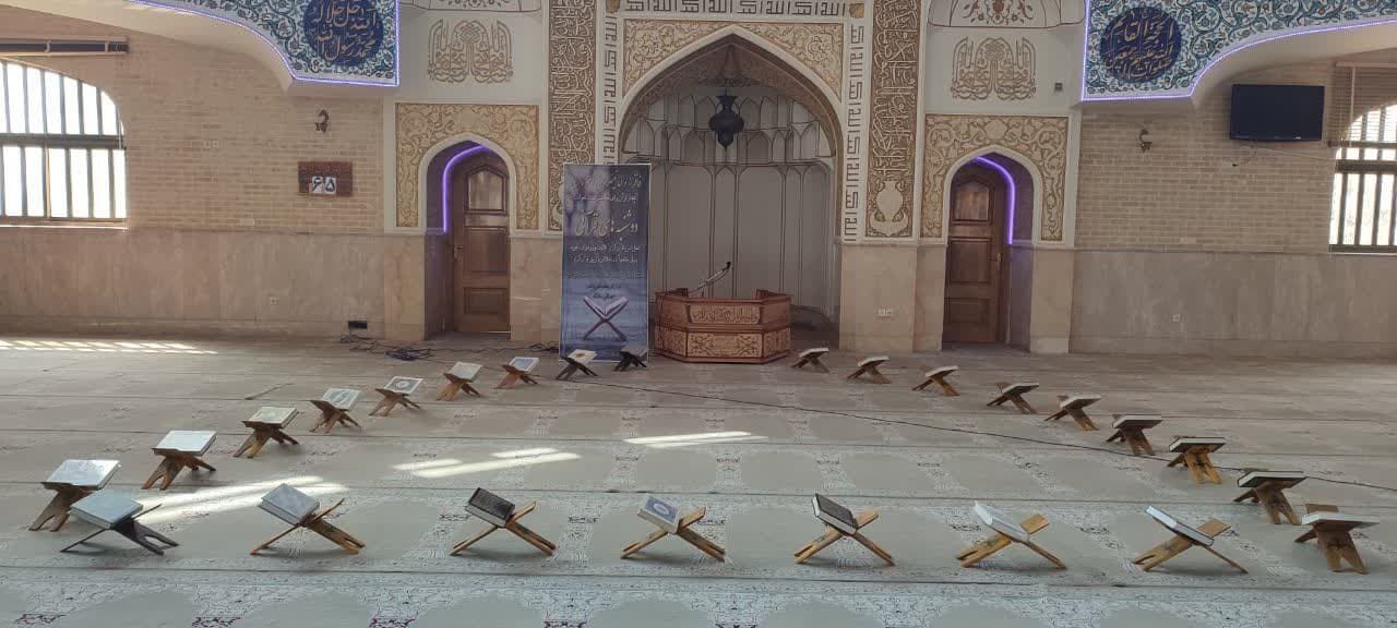 مسجدالنبی(ص) خمینیشهر، نگین مساجد دانشگاهی