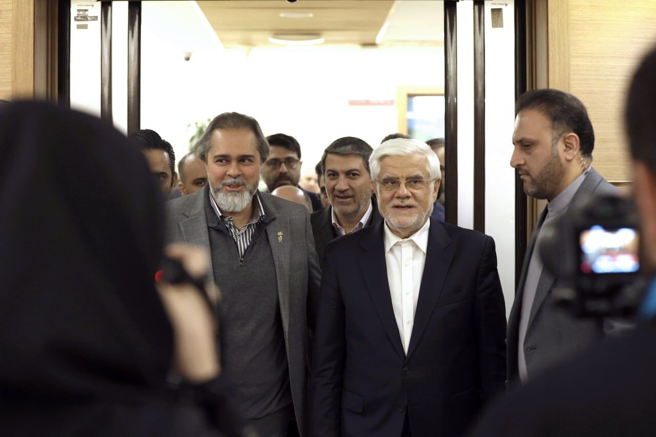 پنجمین روز جشنواره فیلم فجر/از حضور پررنگ اهالی دولت تا استقبال منتقدان از «زیبا صدایم کن»