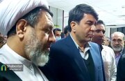 عیادت امام جمعه و استاندار کرمان از مصدومان حادثه واژگونی اتوبوس دانش‌آموزان