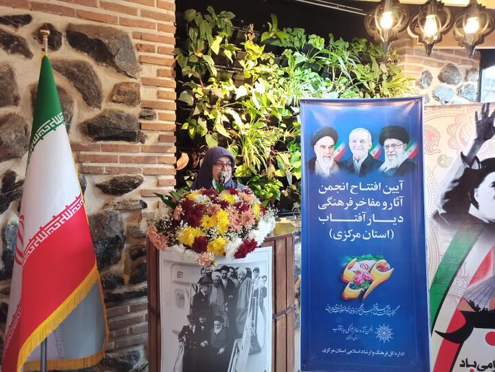 ایران اسلامی مملو از قهرمانان و سرآمدانی است که باید به آنها اقتدا و افتخار کرد