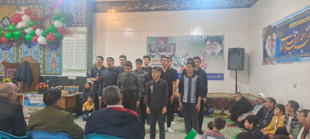 حضور کودکان و نوجوانان در فعالیتهای انقلابی و دینی مسجدی ضروری است