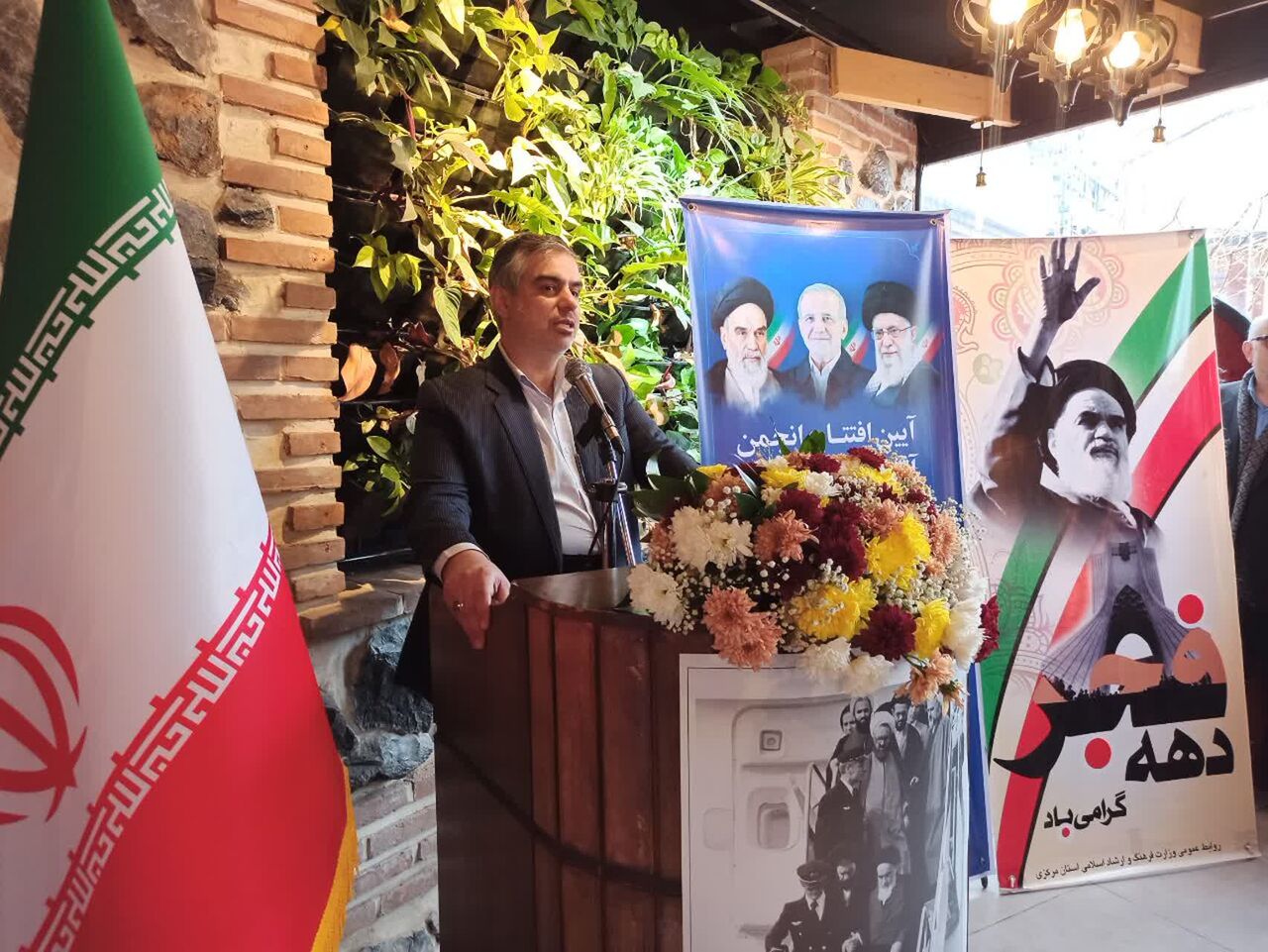 ایران اسلامی مملو از قهرمانان و سرآمدانی است که باید به آنها اقتدا و افتخار کرد