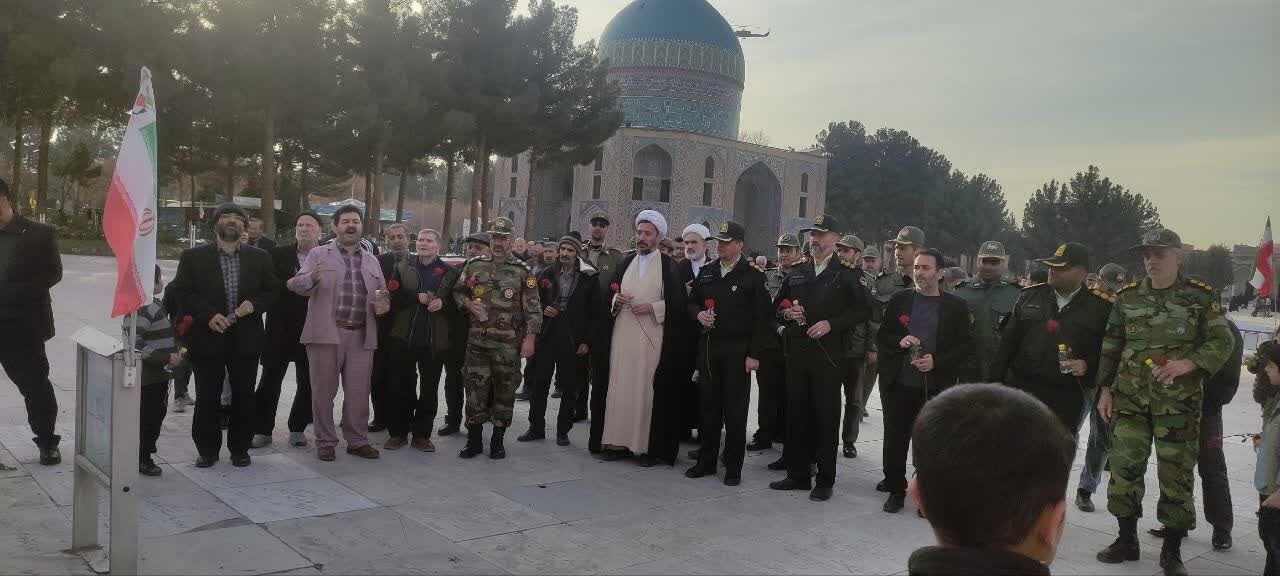 گلباران مزار شهدای مشهد