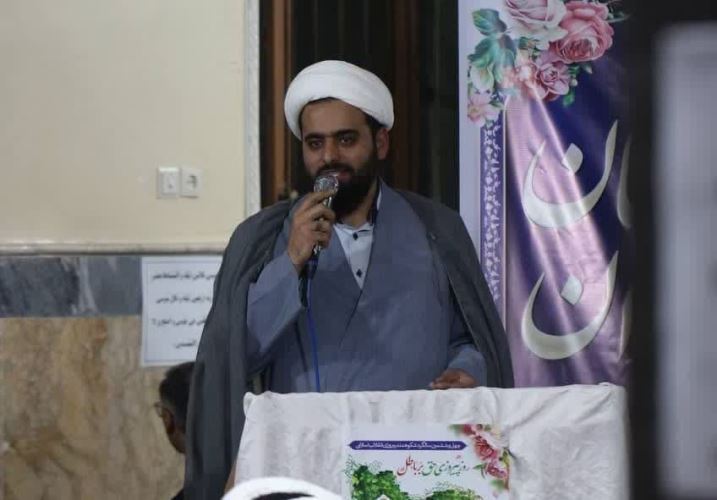 هشتمین شب جشن مسجدی انقلاب بوی خاکریز و سنگر گرفت