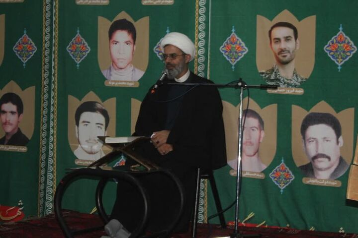 عطر خاکریز و سنگر در جشن‌های مسجدی انقلاب