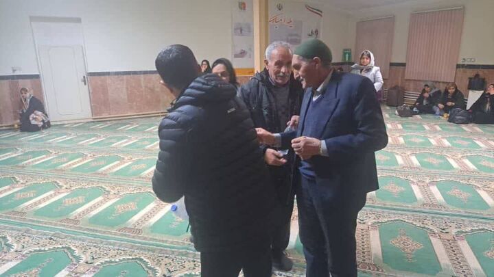 مساجد؛ پناهگاه امن مسافران در سرمای زمستان