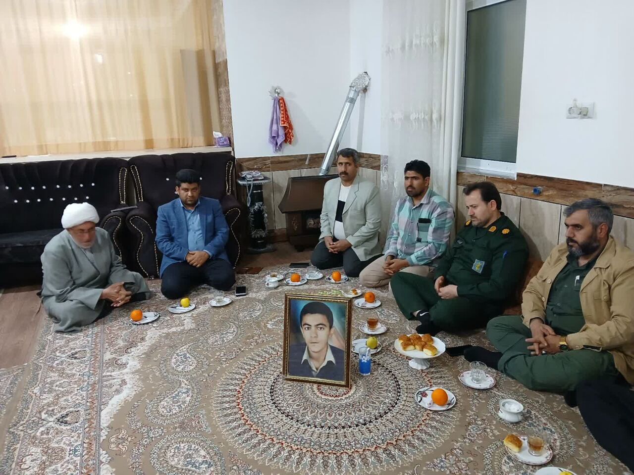 بچه مسجدیهای نکا با خانواده شهید مفتح دیدار کردند