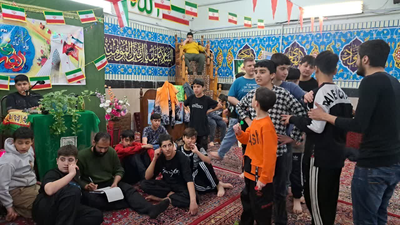 مسابقات ورزشی به مناسبت دهه فجر در مسجد امیرالومنین(ع) برپا شد