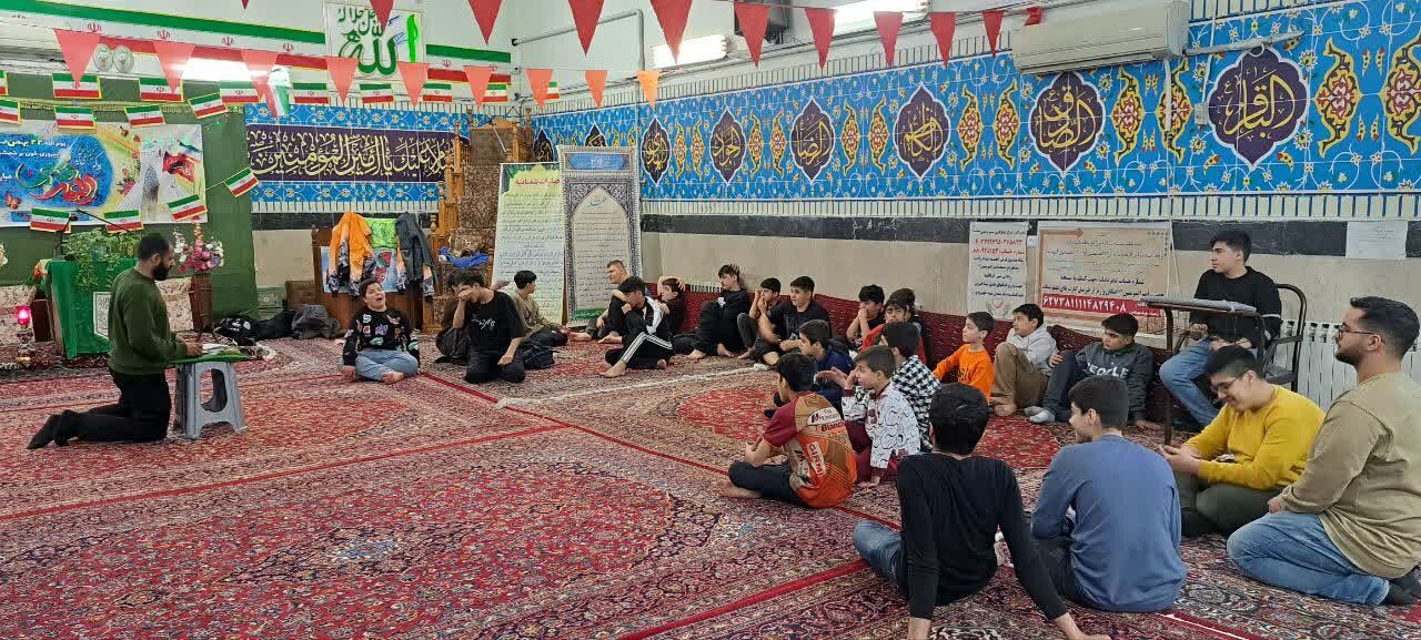 مسابقات ورزشی به مناسبت دهه فجر در مسجد امیرالومنین(ع) برپا شد