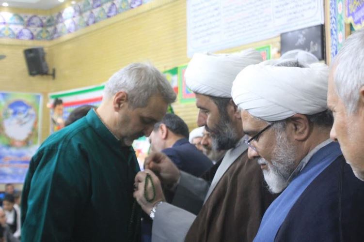 عطر خوش رضوی و طعم چای حرم، جشن مسجدی انقلاب را معطر کرد